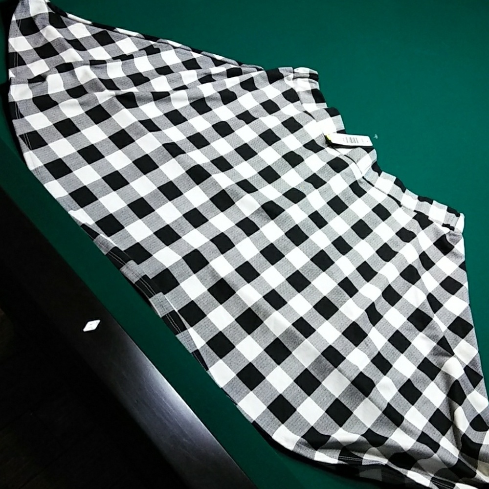 TORRID BLACK WHITE BUFFALO CHECK SKATER SKIRT